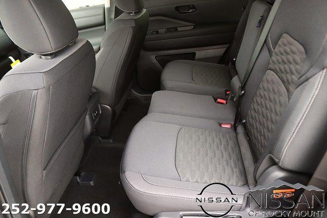 2026 Nissan Pathfinder SV 2WD