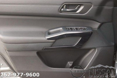 2026 Nissan Pathfinder SV 2WD