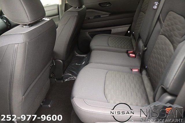 2026 Nissan Pathfinder SV 2WD