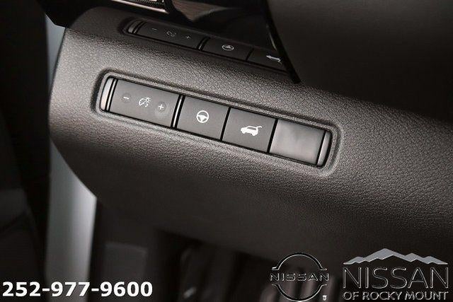 2026 Nissan Pathfinder SV 2WD