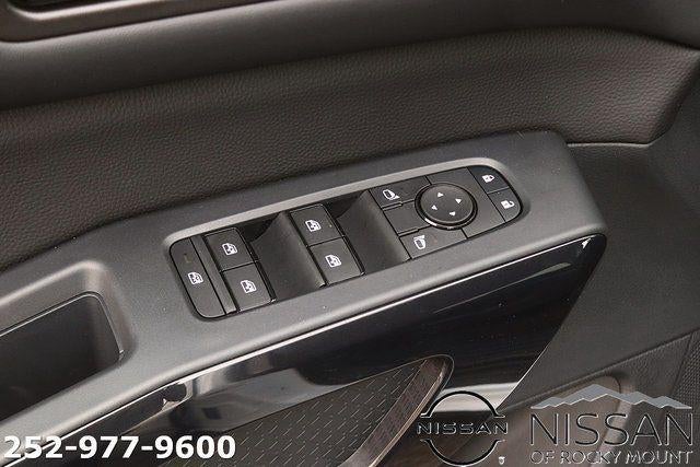 2026 Nissan Pathfinder SV 2WD