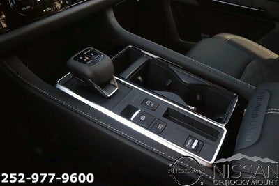 2026 Nissan Pathfinder SV 2WD