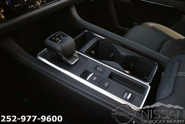 2026 Nissan Pathfinder SV 2WD