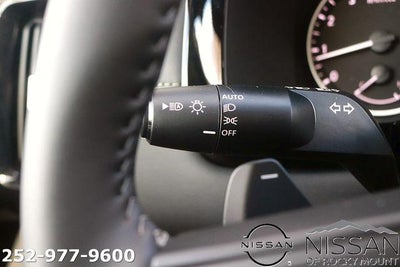 2026 Nissan Pathfinder SV 2WD