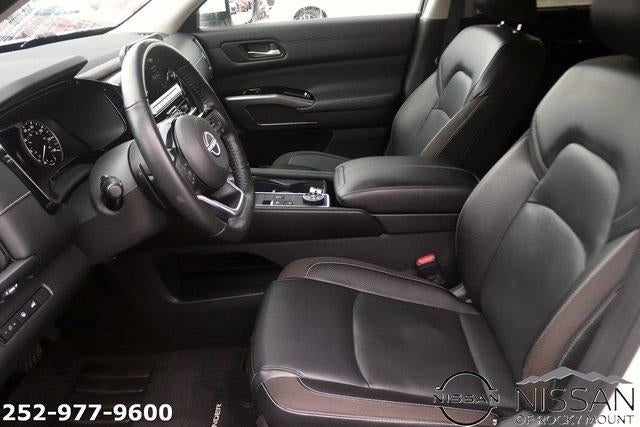 2022 Nissan Pathfinder SL 4WD