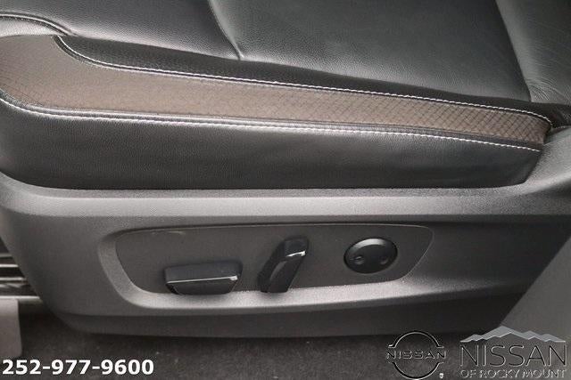 2022 Nissan Pathfinder SL 4WD