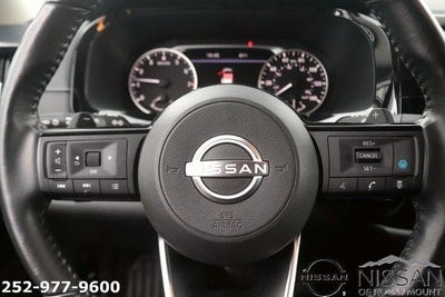 2022 Nissan Pathfinder SL 4WD