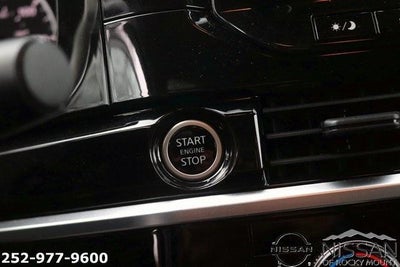 2022 Nissan Pathfinder SL 4WD