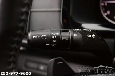 2022 Nissan Pathfinder SL 4WD