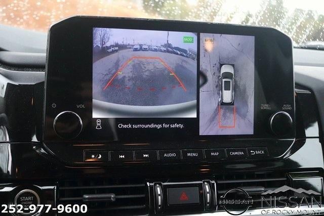 2022 Nissan Pathfinder SL 4WD