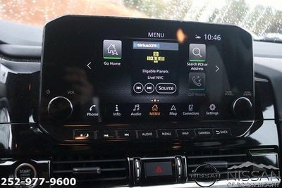 2022 Nissan Pathfinder SL 4WD