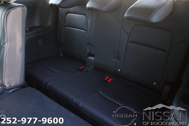 2026 Nissan Pathfinder SL 4WD