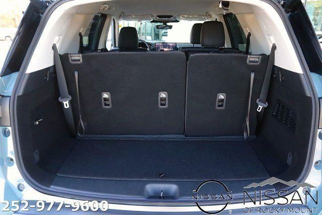 2026 Nissan Pathfinder SL 4WD