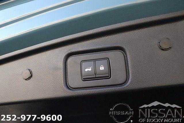 2026 Nissan Pathfinder SL 4WD