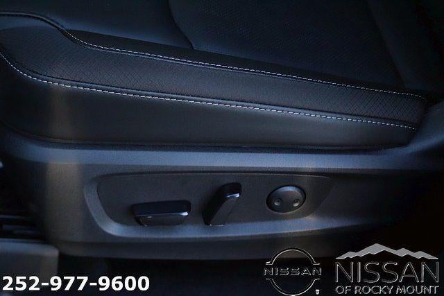 2026 Nissan Pathfinder SL 4WD