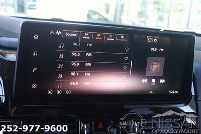 2026 Nissan Pathfinder SL 4WD