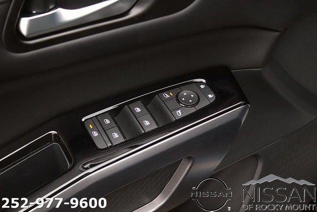 2026 Nissan Pathfinder SL 4WD