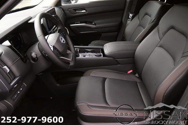 2026 Nissan Pathfinder SL 4WD