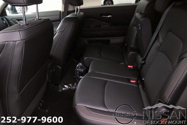 2026 Nissan Pathfinder SL 4WD