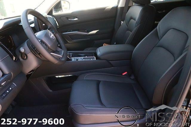 2026 Nissan Pathfinder SL 2WD