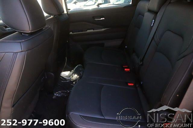 2026 Nissan Pathfinder SL 2WD