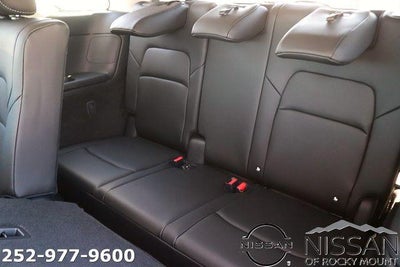 2026 Nissan Pathfinder SL 2WD