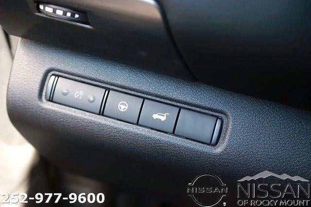 2026 Nissan Pathfinder SL 2WD