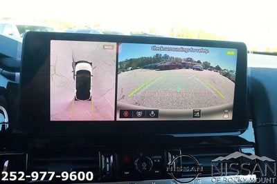 2026 Nissan Pathfinder SL 2WD