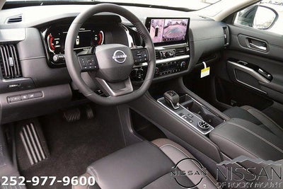 2026 Nissan Pathfinder SL 4WD