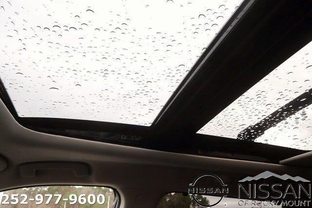 2026 Nissan Pathfinder SL 4WD