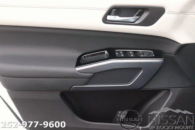 2026 Nissan Pathfinder SL 4WD