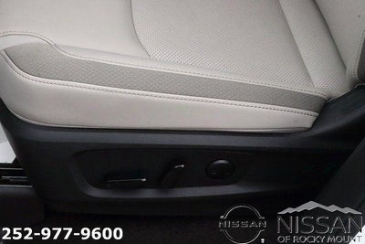 2026 Nissan Pathfinder SL 4WD