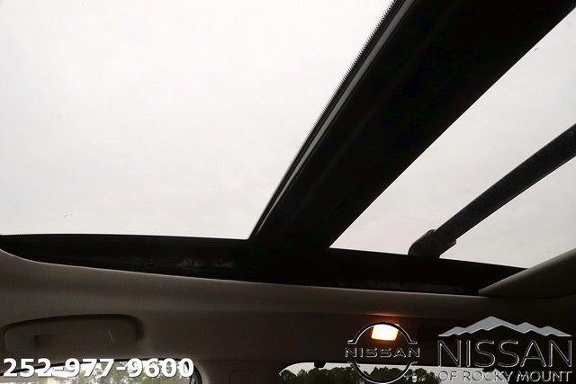 2026 Nissan Pathfinder SL 4WD