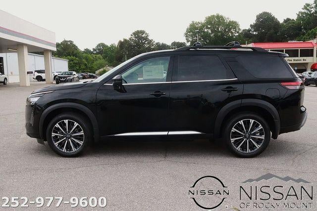 2026 Nissan Pathfinder Platinum 4WD