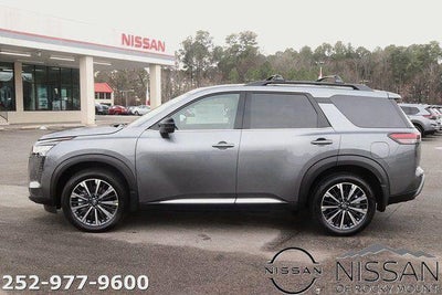 2026 Nissan Pathfinder Platinum 4WD