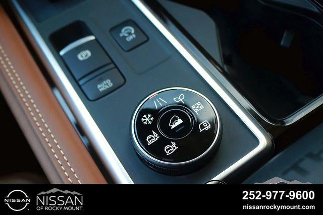 2026 Nissan Pathfinder Platinum 4WD