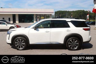 2026 Nissan Pathfinder Platinum 4WD