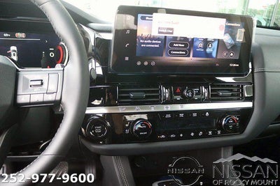 2026 Nissan Pathfinder Platinum 4WD