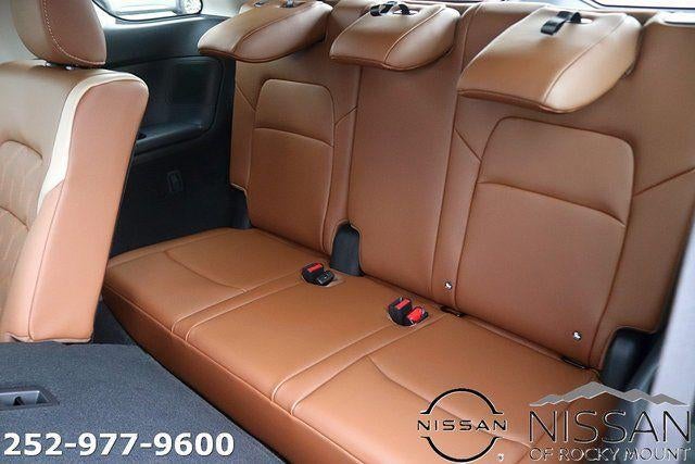 2026 Nissan Pathfinder Platinum 2WD