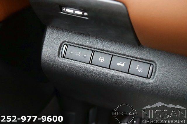 2026 Nissan Pathfinder Platinum 2WD