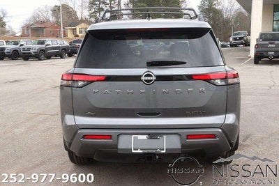 2026 Nissan Pathfinder Platinum 2WD