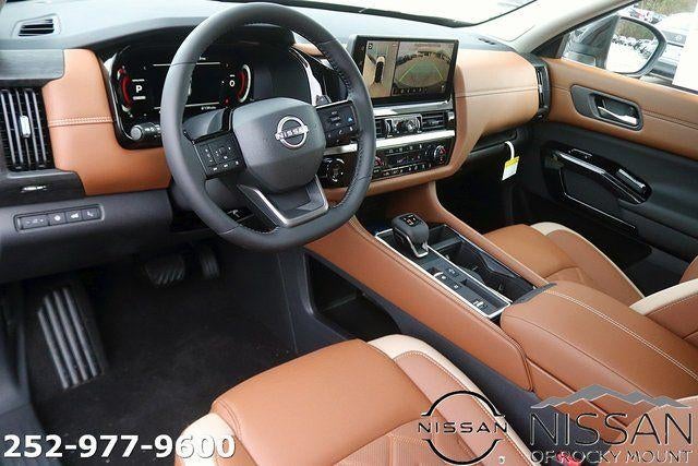 2026 Nissan Pathfinder Platinum 2WD