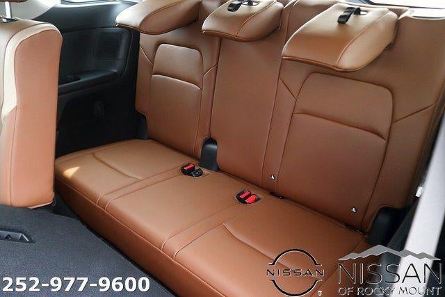 2026 Nissan Pathfinder Platinum 2WD