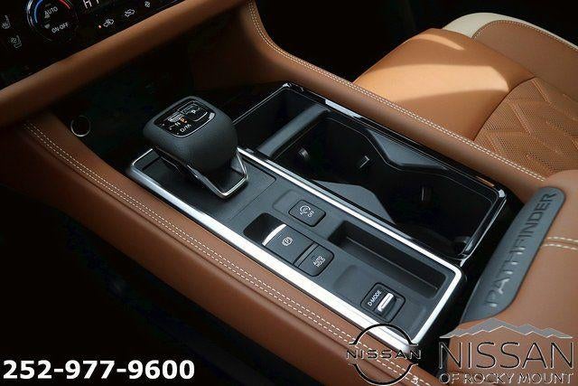 2026 Nissan Pathfinder Platinum 2WD