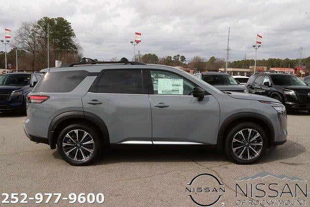 2026 Nissan Pathfinder Platinum 2WD