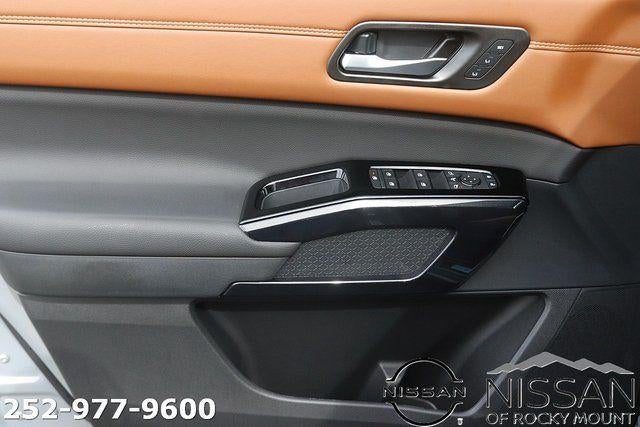 2026 Nissan Pathfinder Platinum 2WD