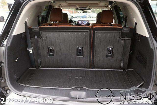 2026 Nissan Pathfinder Platinum 2WD