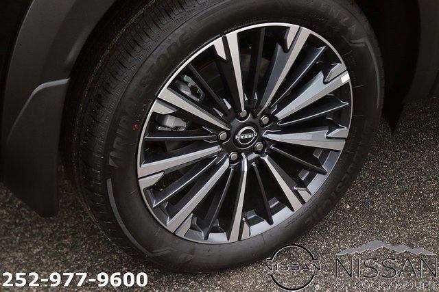 2026 Nissan Pathfinder Platinum 2WD