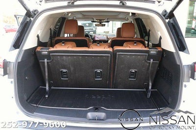 2026 Nissan Pathfinder Platinum 2WD