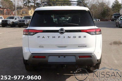 2026 Nissan Pathfinder Platinum 2WD